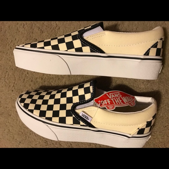 Women’s Vans size 8.5 - Picture 3 of 3